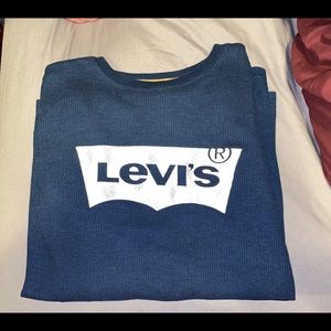 Levi’s long sleeve shirt